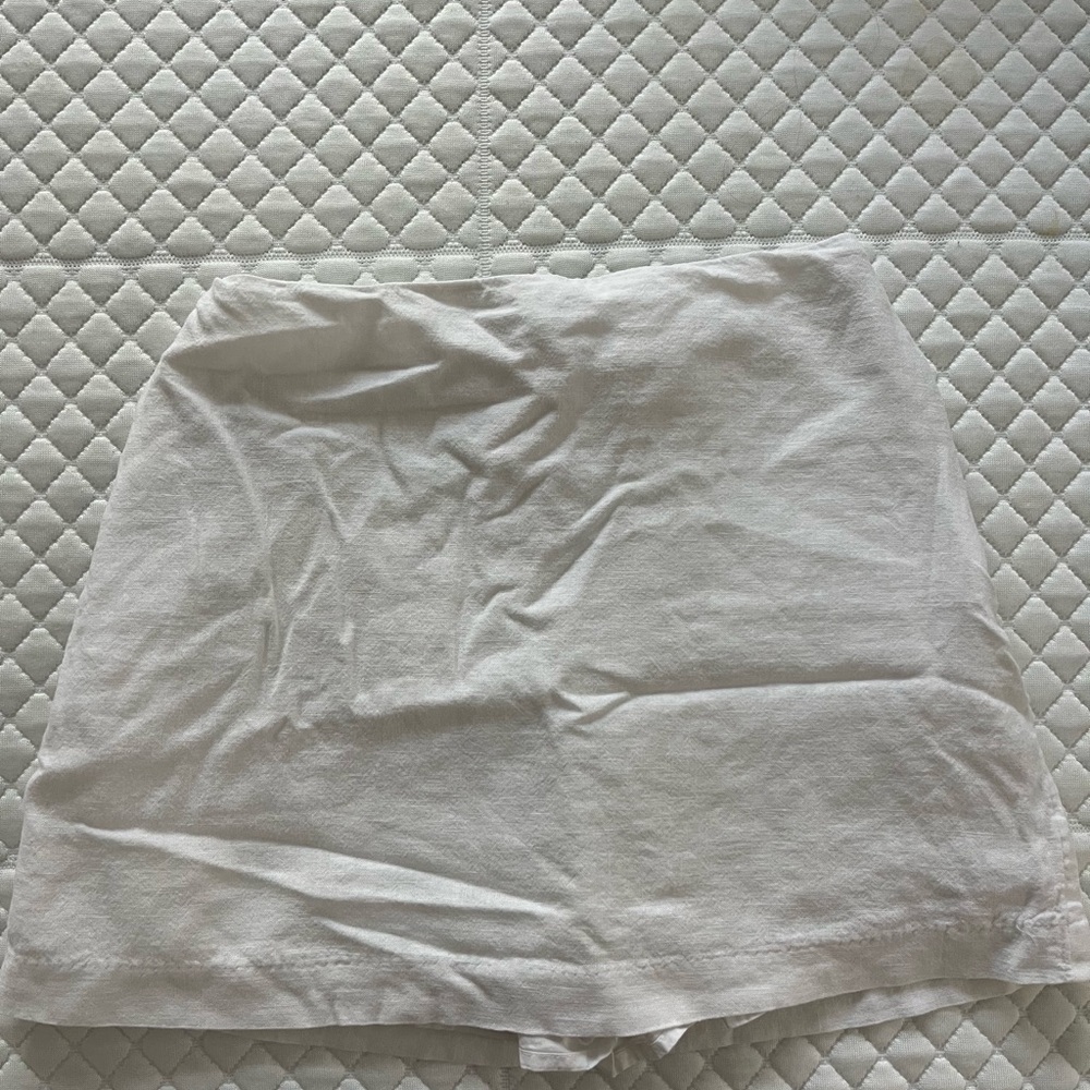 Abercrombie & Fitch Cream Skirt